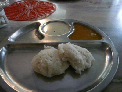 Dejeûner typique (idlis)