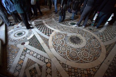 Vatican_art11_floor.jpg