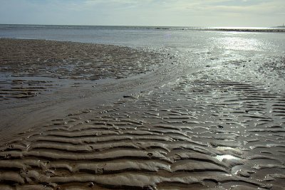 River Don beach Ripples to River Don