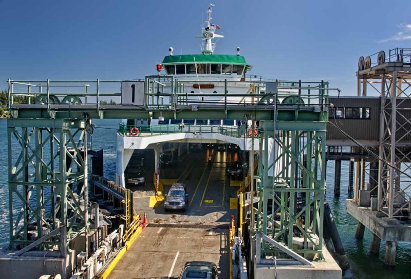 Unloading the Bainbridge Ferry