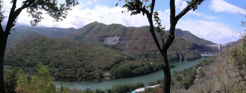 Bhumibol Dam The Big One - Tak