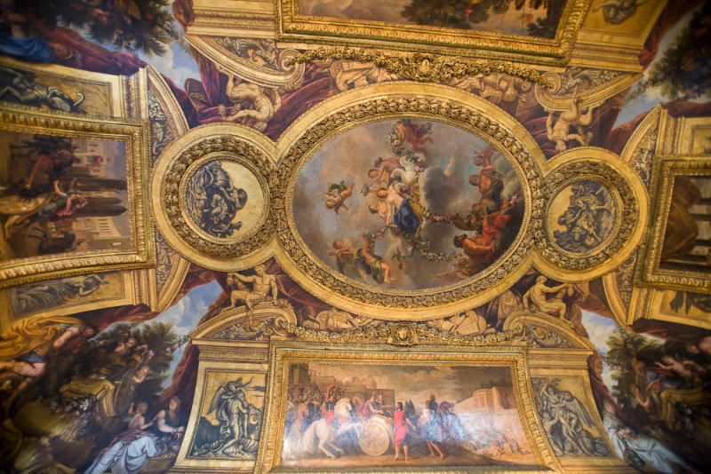 Ceiling detail