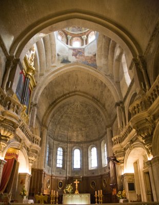 Notre Dames des Doms