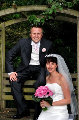 bride_and_groom_vicky