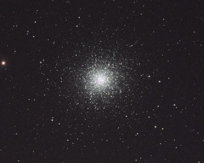 M13 - Globular cluster 26-May-2009 (cropped)