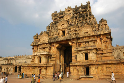 Brihadishwara Temple, Thanjavur (Tamil Nadu)