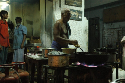 Streetside cooking, Thanjavur (Tamil Nadu)