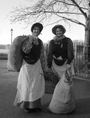 Mistletoe sellers at the Fair