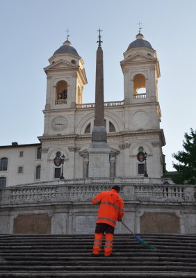 7am at Spanish Steps