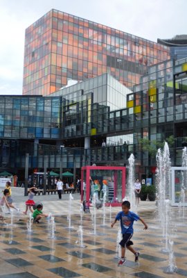 Water games at Sanlitun