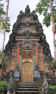 Entrance to Saraswati temple