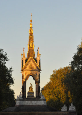 October sun on Albert Memorial