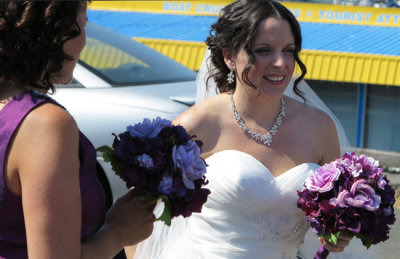 Vancouver bride arriving at reception