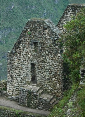 Security house on Wayna Picchu