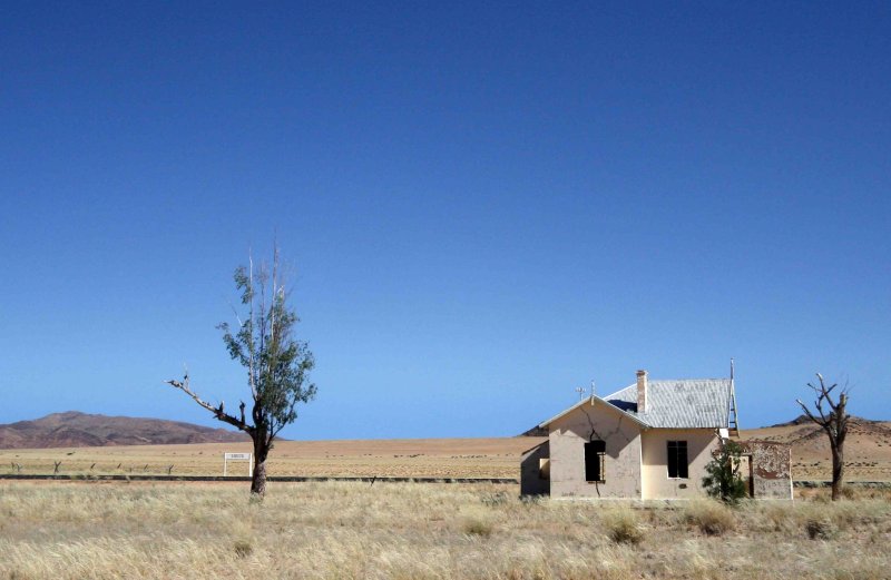 Desolate station between Aus and Lderitz