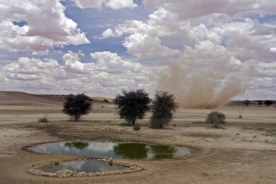 Whirlwind at Samevloeiing - TweeRivieren 1