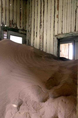 Kolmanskop Ghost Town