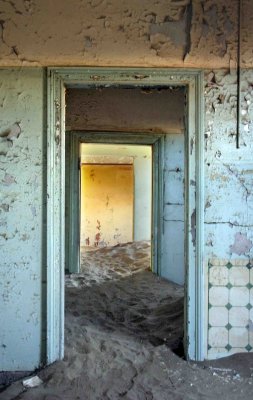 Kolmanskop Ghost Town