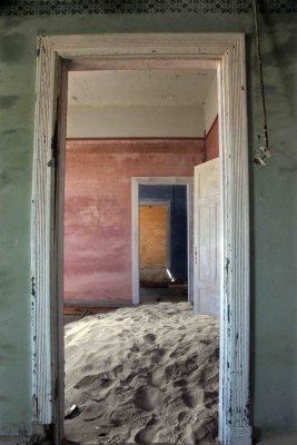 Kolmanskop Ghost Town