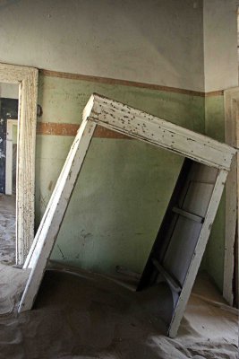 Kolmanskop Ghost Town