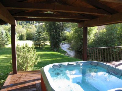 Hot Tub.jpg