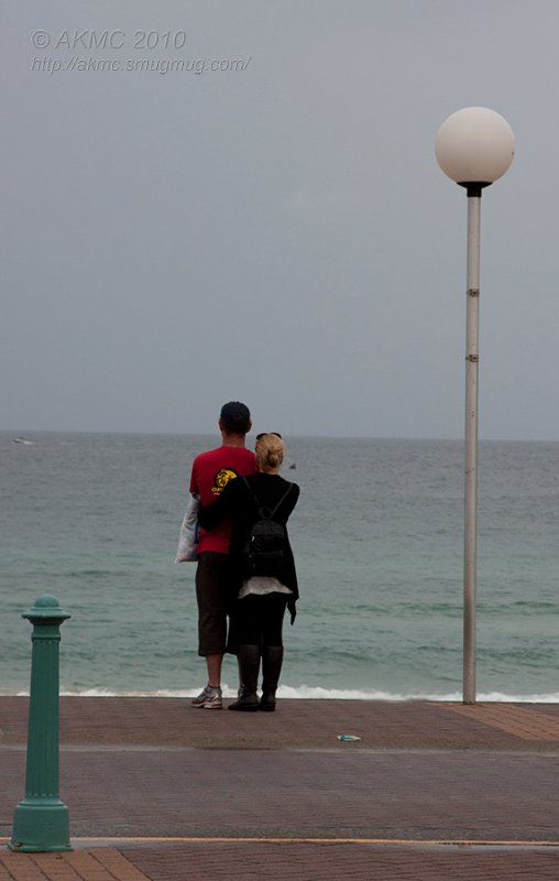 20101002_11049 Couple With Vertical Lines (Sat 02 Oct)