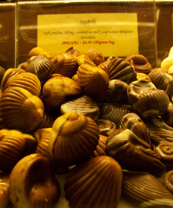 20101217_173699 One For Máire; She Sells Praline Seashells By The Seashore (Fri 17 Dec)