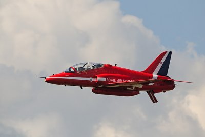 Red Arrows (Hawk)