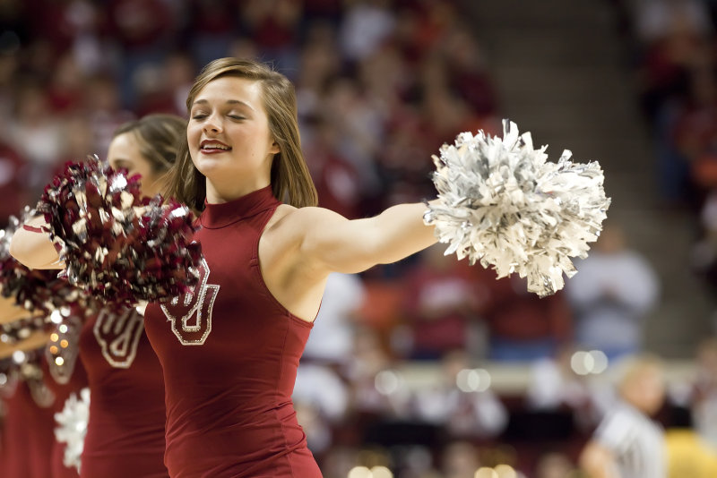 OU Cheerleader Without Flash