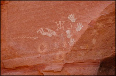 Pictographs in Canyon de Chelly