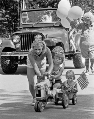 Fulper Family At 4th of July Parade