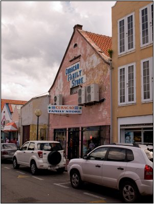 Curacao Family Store