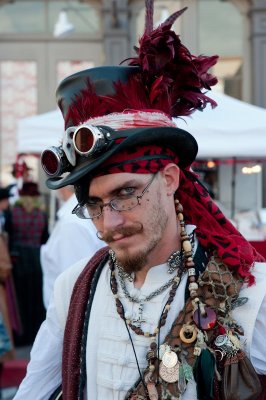 dickens_on_the_strand_2010