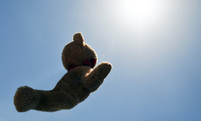 YAHOOOOOOOOOOOOO Here comes the flying bear, the SUPERBEAR !