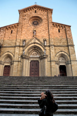 Up to Arezzo Cathedral