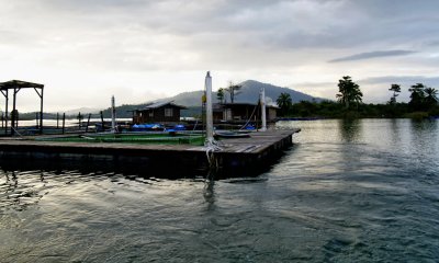 FloatingFishFarm C251199.jpg