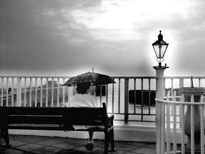 Monochrome - no rules, but I liked the verticals and could only see one leg.