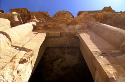 Petra, porte du Monastre