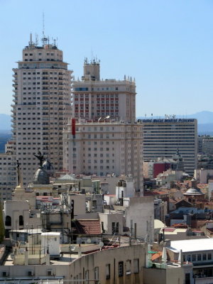Torre de Madrid y Edificio Espaa