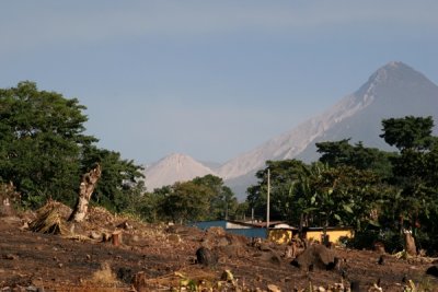 Vista de los Volcanes Santa Maria y Santiaguito