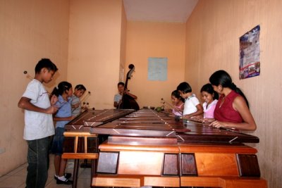 Nios de la Escuela Municipal de Musica