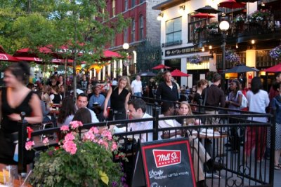 Calle Peatonal y de Restaurantes Cercanos a Byward Market