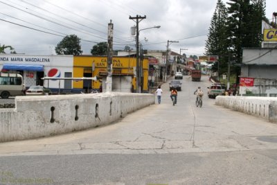 Puente Antiguo de Ingreso al Centro del Poblado