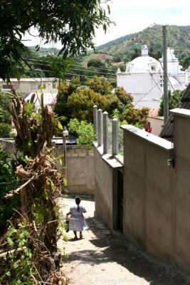 Pequeos Callejones Tipicos del Poblado