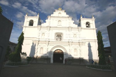Detalle de la Fachada de la Iglesia Catolica