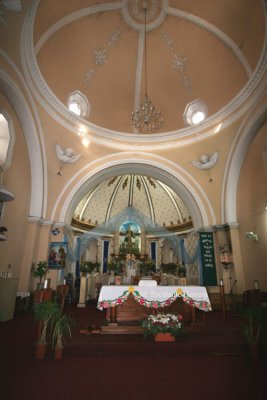 Interior de la Iglesia Catolica