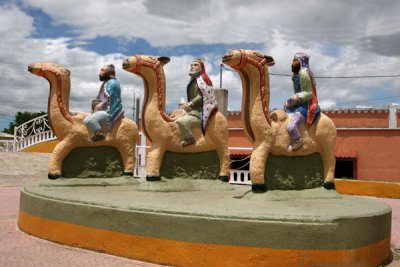 Estatua de Reyes Magos en el Parque Central