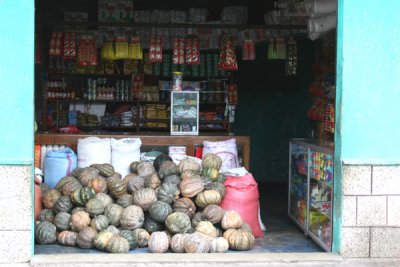 Tienda Tipica del Interior del Pais