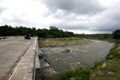 Puente y Rio Panan