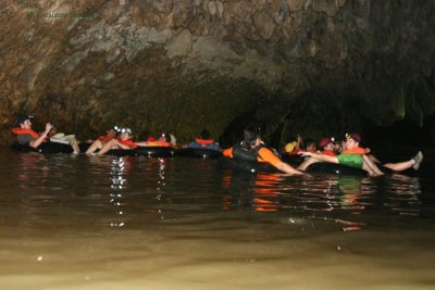 Tubing Dentro de la Cueva